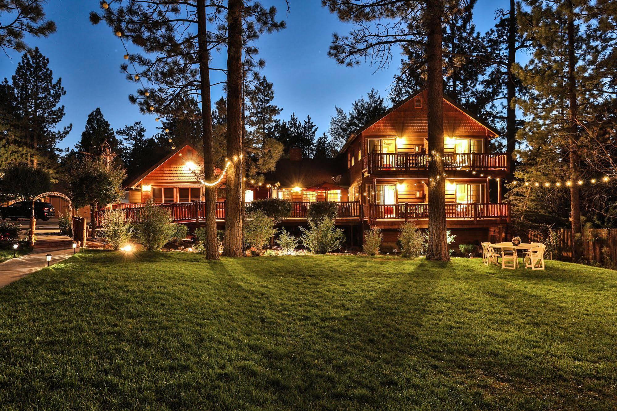 Alpenhorn Bed And Breakfast บิ๊กแบร์เลค ภายนอก รูปภาพ